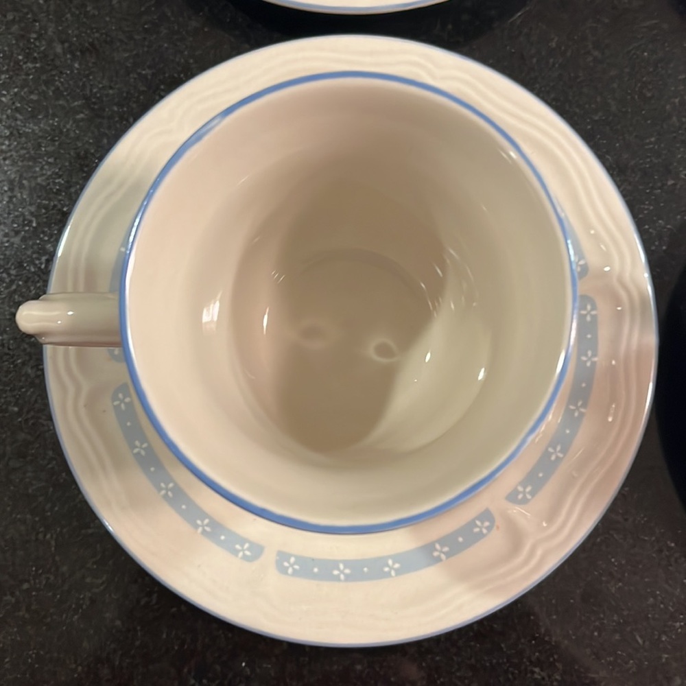 (2) "Country Bear" - Flat Cup & Saucer Set by TIENSHAN (Set of 2) - Picture 3 of 5